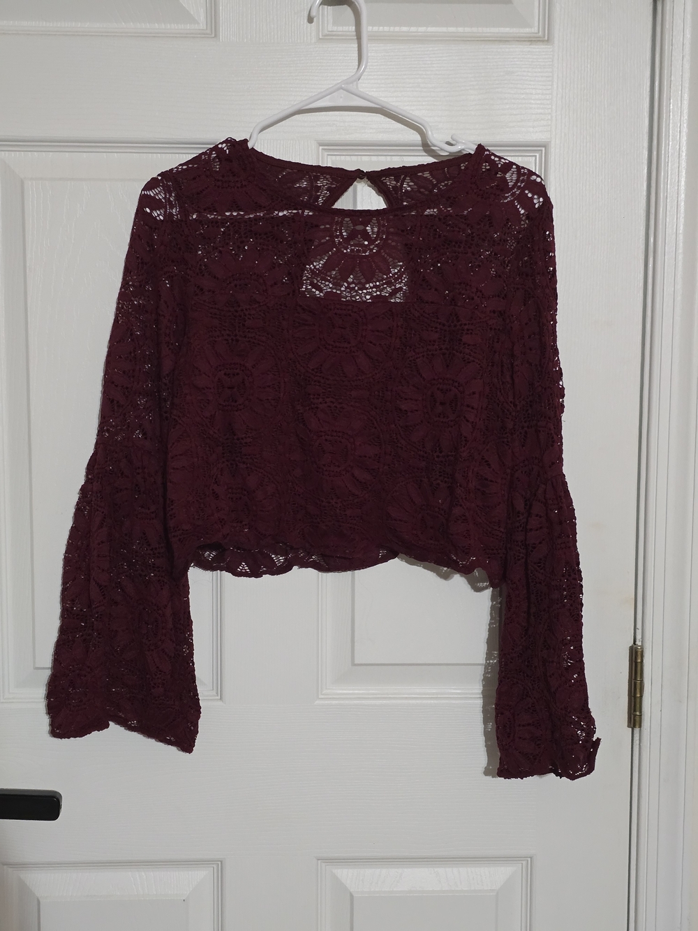 Xhilaration Burgundy Lace Bell Sleeve Crop Top – Medium